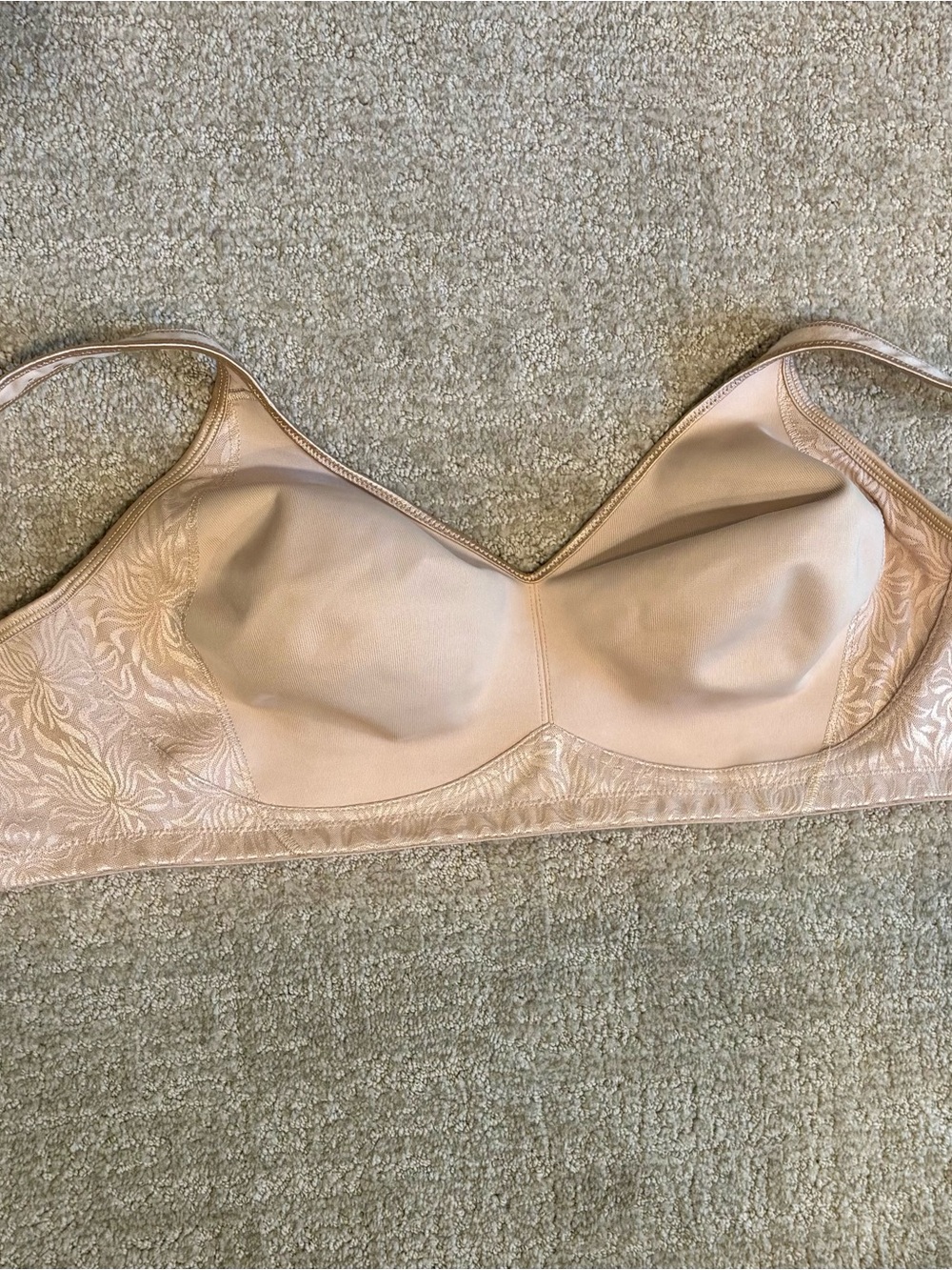 Playtex 18 Hour Wireless Full Coverage Bra Nude 40D New No Tags